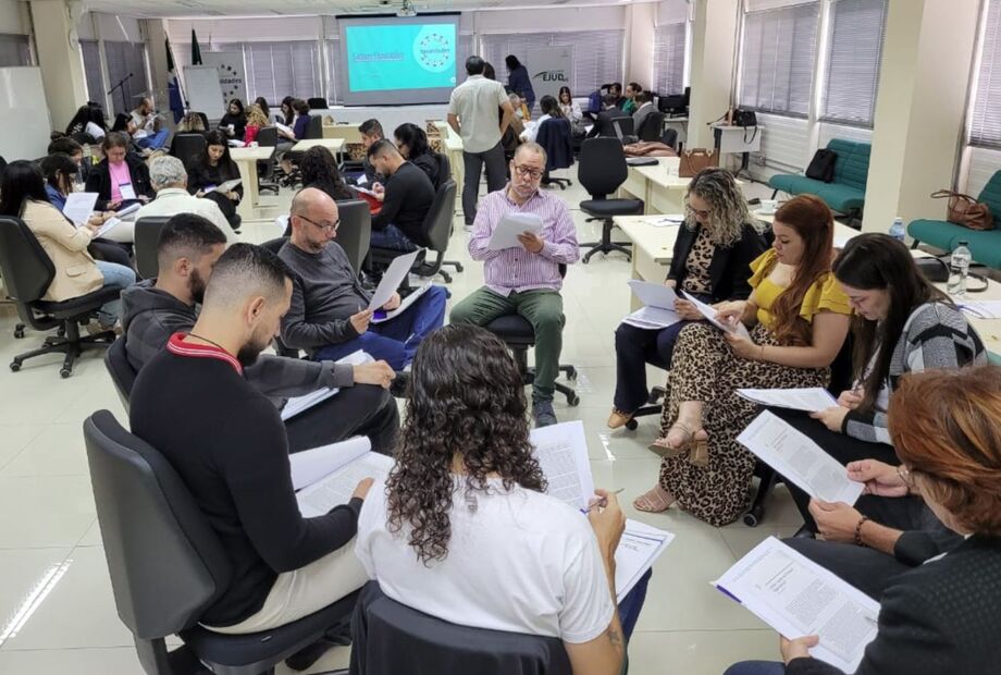 TJ finaliza curso de formação de facilitadores do Programa Dialogando Igualdades