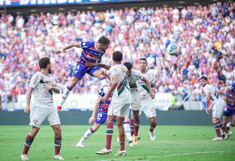 Fluminense perde do Fortaleza por 1 a 0 e amarga sua 10ª derrota em 15 rodadas
