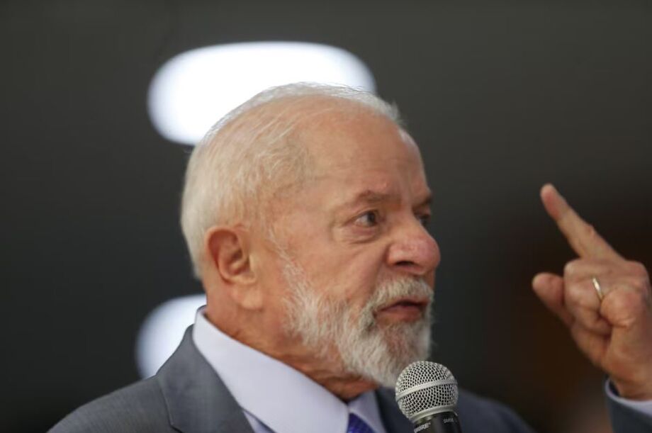 Presidente alfinetou antigo ocupante do cargo, sem citar o nome de Jair Bolsonaro