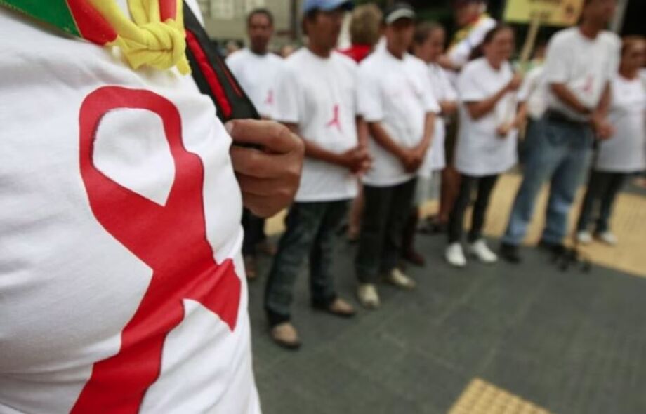 1,3 milhão de pessoas foram infectadas pelo HIV em 2023, segundo o Unaids