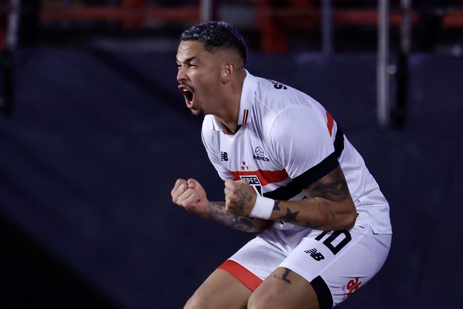 Luciano e Calleri garantem vantagem confortável do São Paulo para a volta na Copa do Brasil
