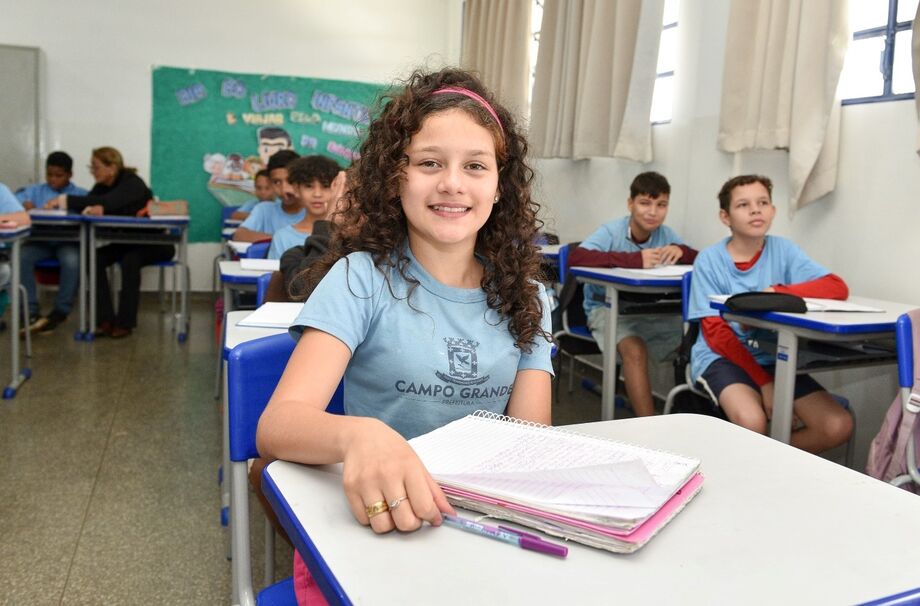 Estudantes da REME vivem um novo momento com a entrega de reformas pelo Juntos pela Escola
