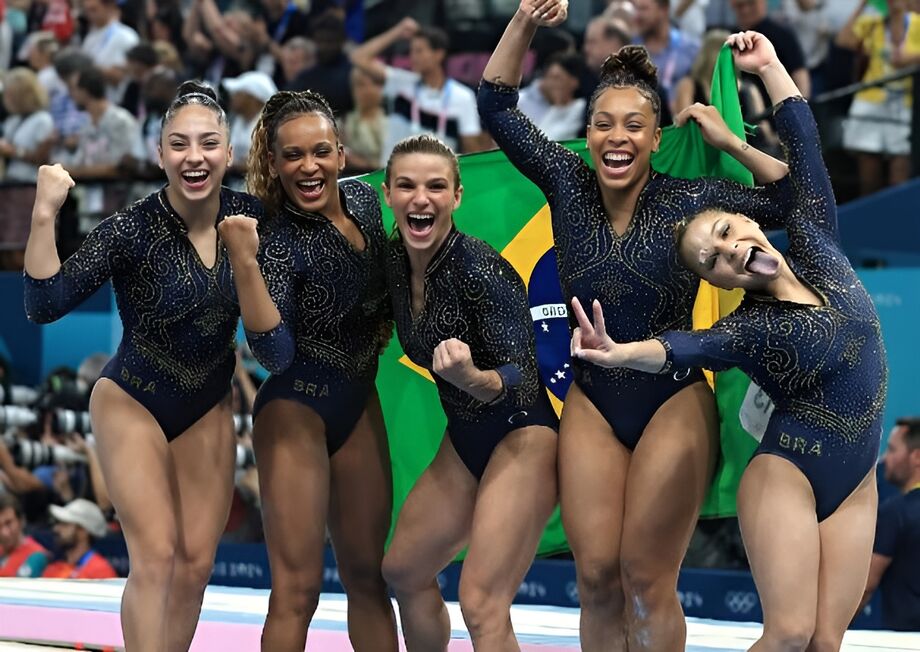 Júlia Soares, Rebeca Andrade, Jade Barbosa, Lorrane Oliveira e Flávia Saraiva fizeram história na ginástica.