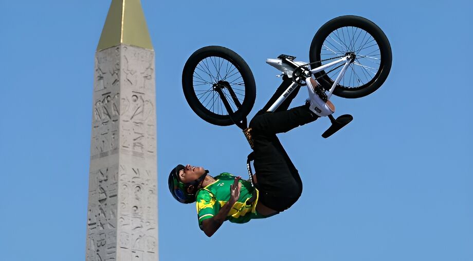 Gustavo Bala Loka está na final do BMX freestyle
