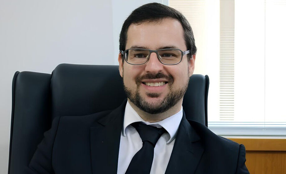 André Naves