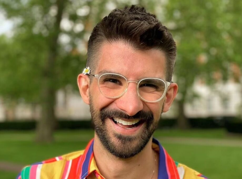 Jornalista e produtor musical Matheus Piovesan morava há 5 anos em Londres, na Inglaterra. Ele foi atropelado e morto neste sábado, 6.