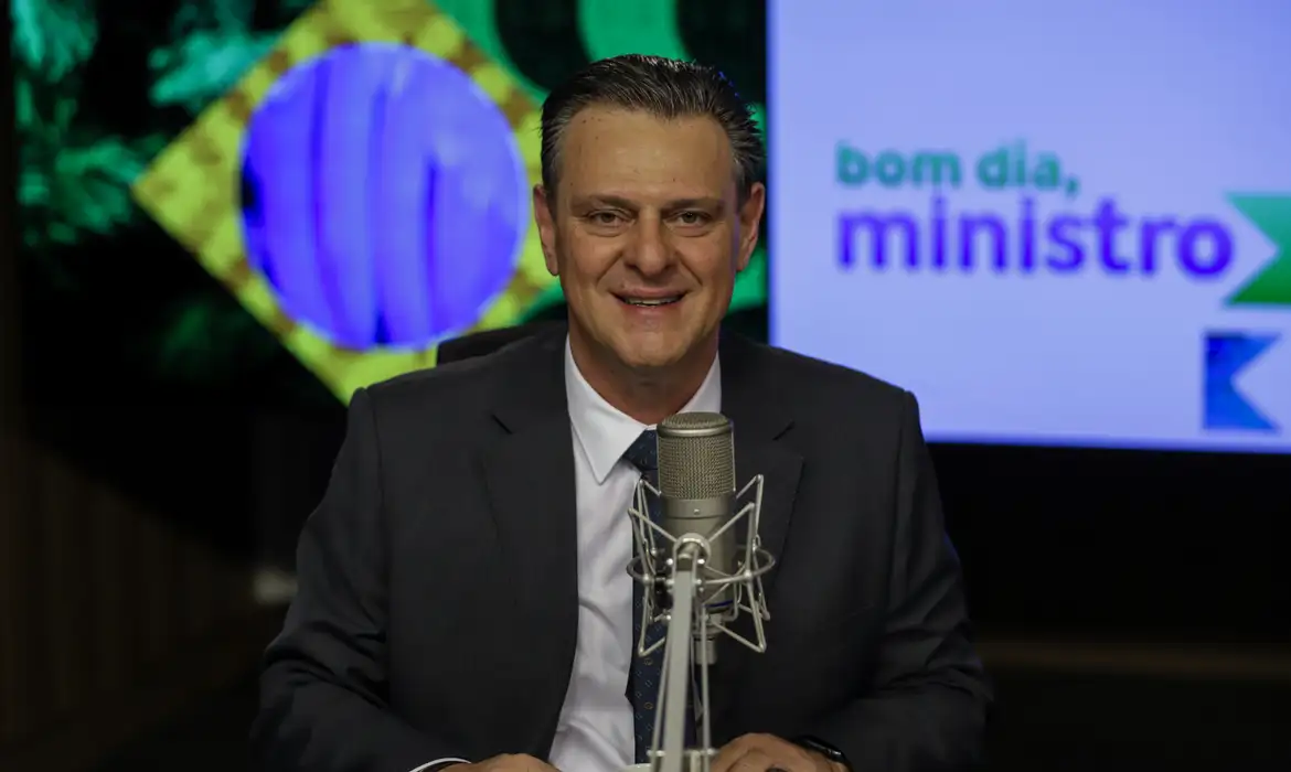 Carlos Fávaro durante o programa Bom Dia, Ministro.