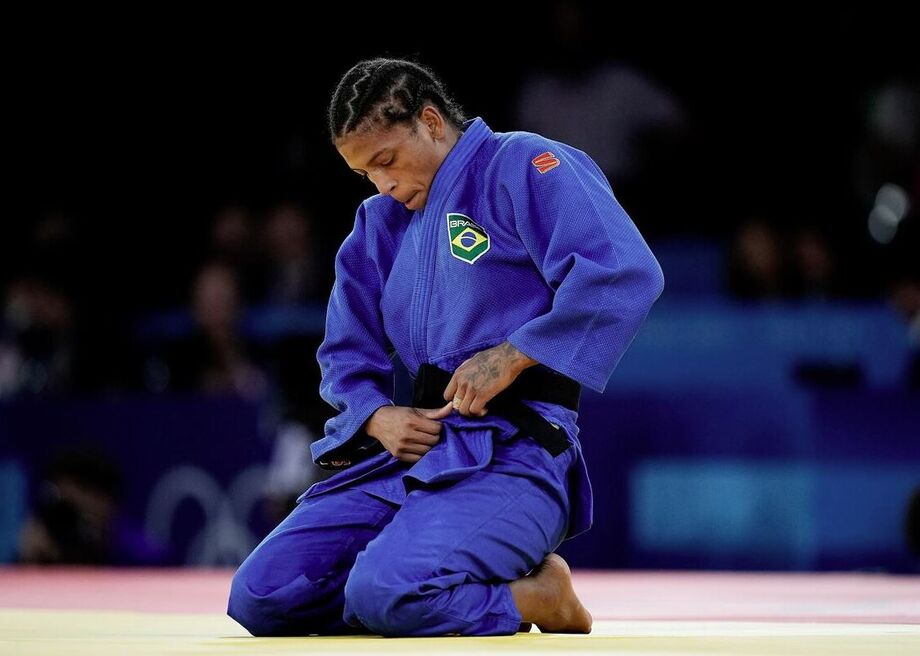Jogos Olímpicos Paris 2024 - Judô feminino - Rafaela Silva (kimono azul) enfrenta Huh Mimi, atleta da Coréia do Sul, na semifinal.