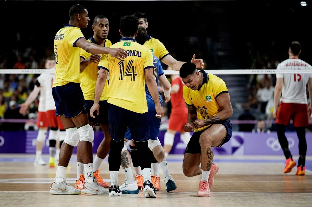 Brasileiros lamentam derrota para Polônia no vôlei, mas confiam na vaga
