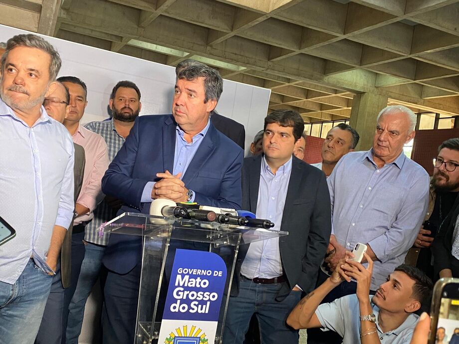 Governador Eduardo Riedel e bancada federal anunciam repasse de mais de R$ 700 milhões aos municípios