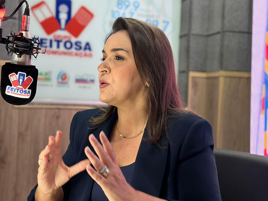 Prefeita Adriane Lopes é pré-candidata a reeleição