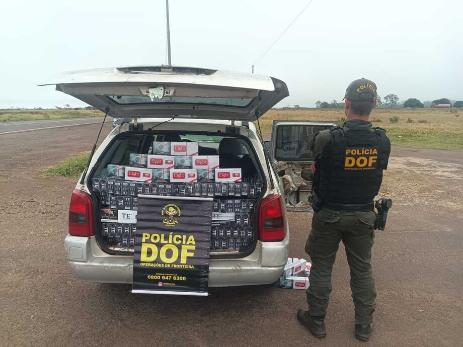 DOF apreende carro com quase mil pacotes de cigarros contrabandeados em Ponta Porã