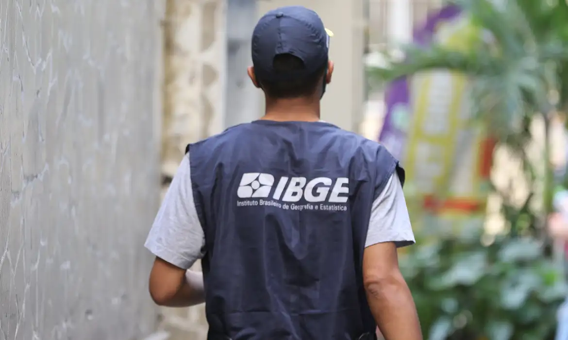 Segundo o IBGE, o setor de serviços cresceu 0,3% em julho