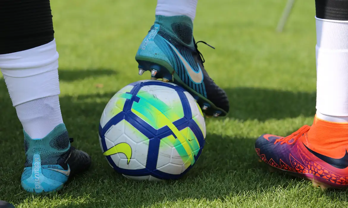 Clubes se posicionam de forma contrária à Reforma Tributária e veem ameaça contra investimento
