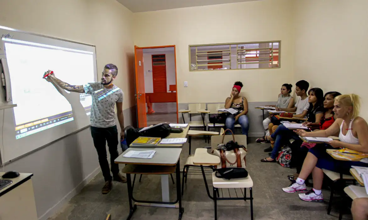 Pagamento a novos beneficiários começa nesta segunda