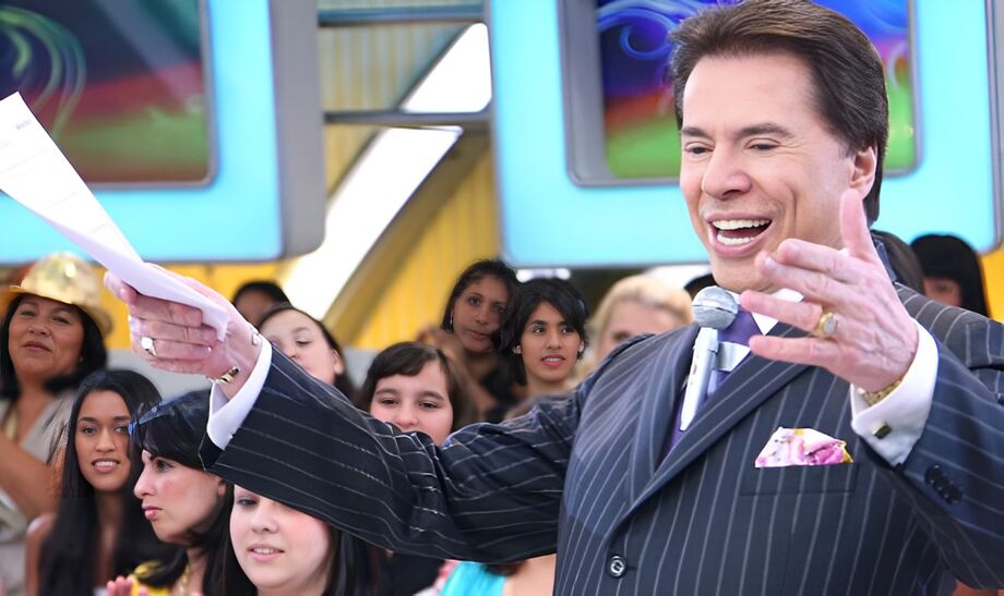 Após especulações, Patrícia Abravanel confirma que Silvio Santos está sob cuidados médicos no Hospital Albert Einstein, em São Paulo.
