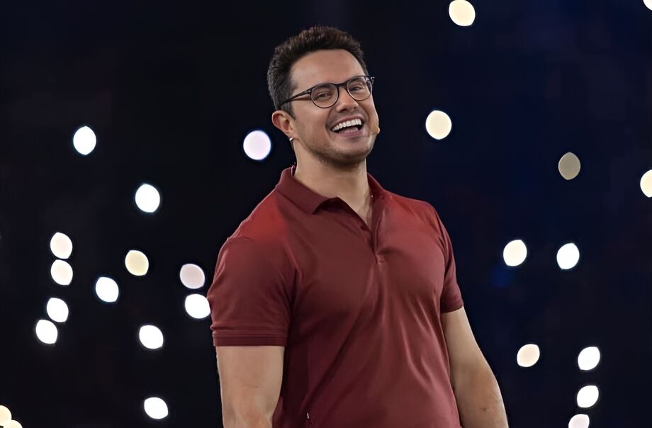 Deive Leonardo se apresenta neste final de semana