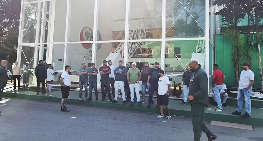 Torcedores do Palmeiras na Academia de Futebol