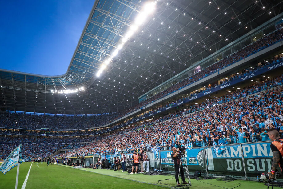Grêmio volta à Arena após quase quatro meses para aumentar rendimento e as receitas