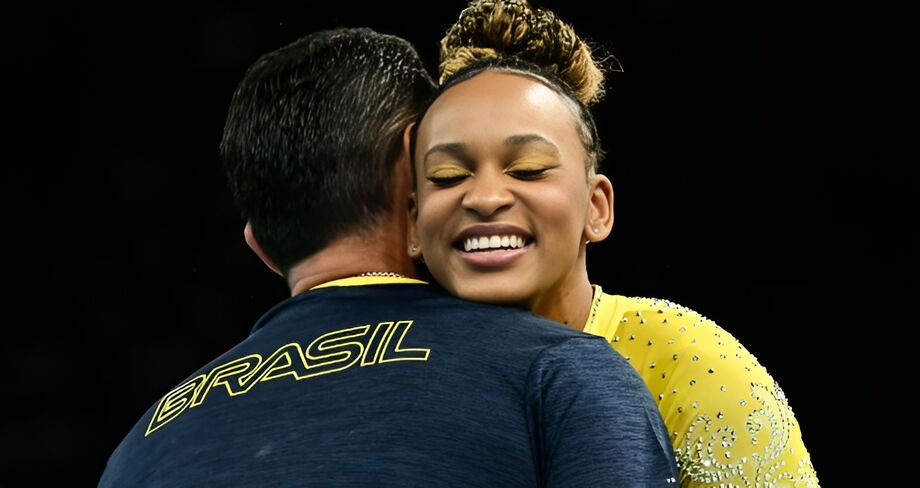 Rebeca Andrade chega à quarta medalha olímpica em sua carreira