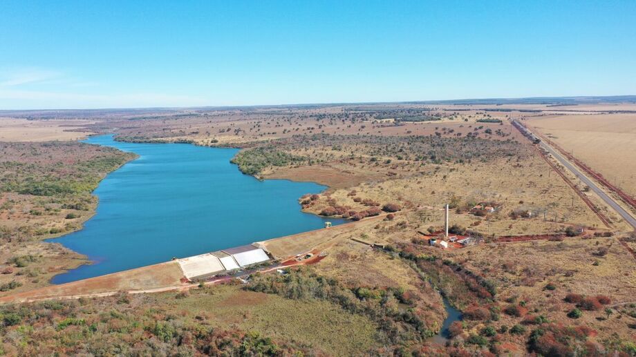 Águas Guariroba usa Inteligência Artificial para prever vazão de córregos e garantir abastecimento Tecnologia está entre ações da concessionária para manter população abastecida 24h por dia. Com auxílio de Inteligência Artificial, a Água Guariroba possui