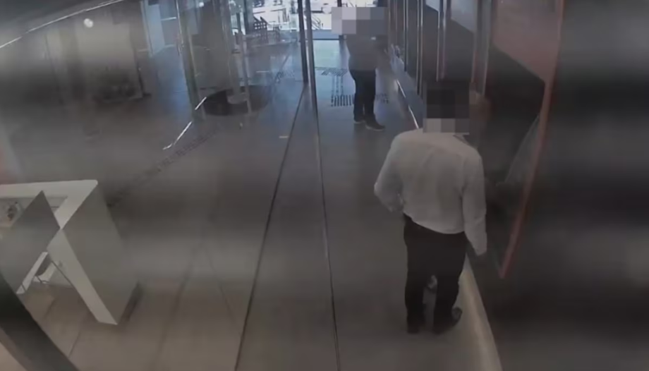 Polícia prende criminosos que fingiam ser funcionários de bancos para aplicar golpes em idosos