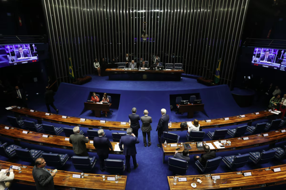 Sessão deliberativa no plenário do Senado Federal, em Brasília