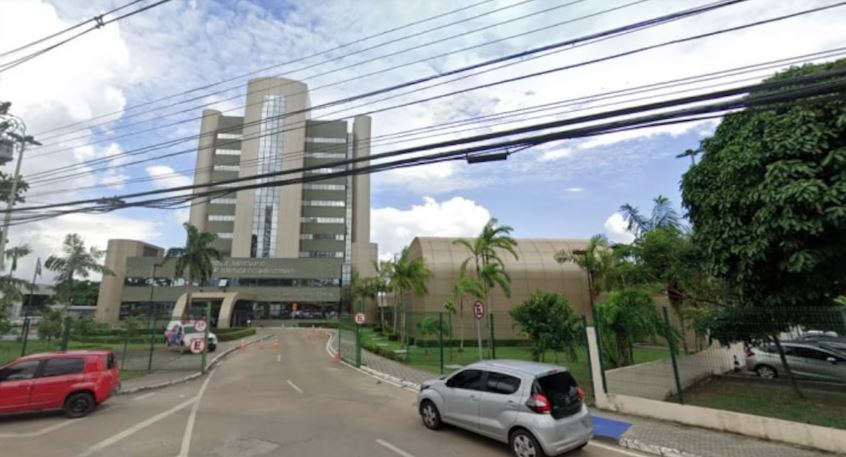 Embarcação e motor de popa colocaram o juiz Leoney Figliuolo Harraquian e o oficial de Justiça Luiz Carlos Teles da Silva na mira do Conselho Nacional de Justiça