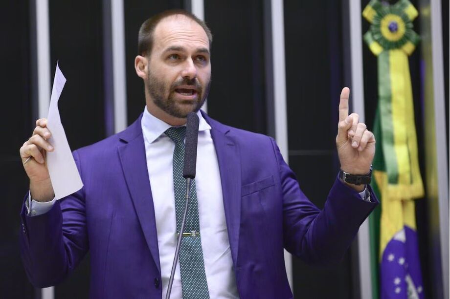 Eduardo Bolsonaro fez ataques ao delegado Fábio Shor na tribuna da Câmara