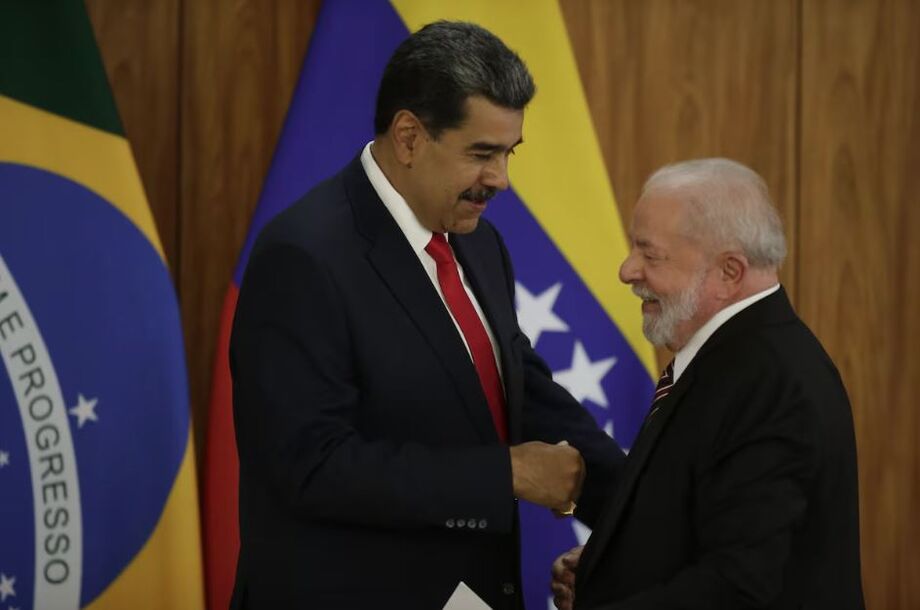 Integrantes do governo dizem que Lula não quer ceder nem reconhecer reeleição do aliado Maduro