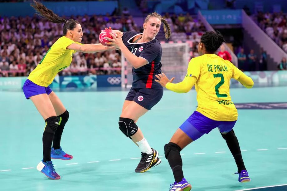 Brasil perdeu para a Noruega e foi eliminado no handebol