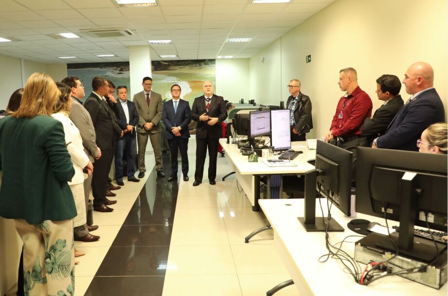 CPE recebe visita de delegação de dirigentes da OAB-MS