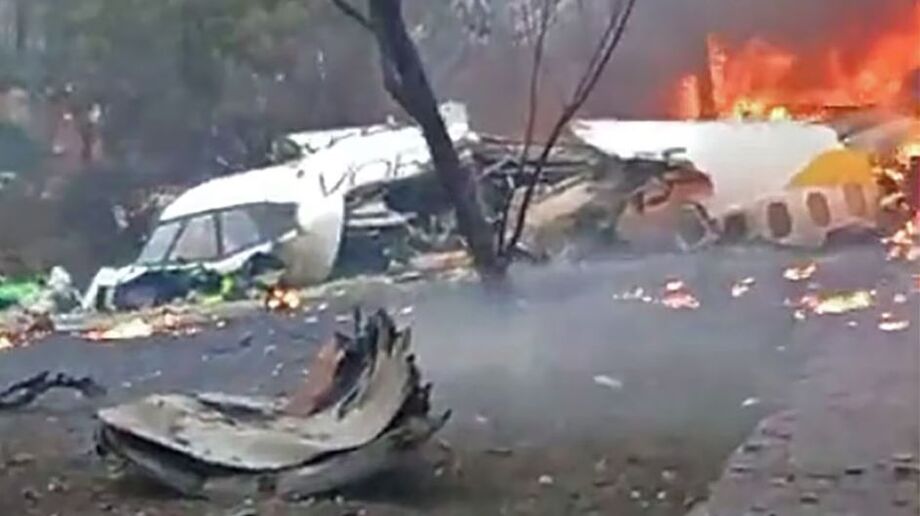 Avião caiu em área residencial de Vinhedo