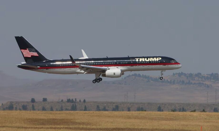 Avião do ex-presidente Donald Trump pousa em Billings, Montana