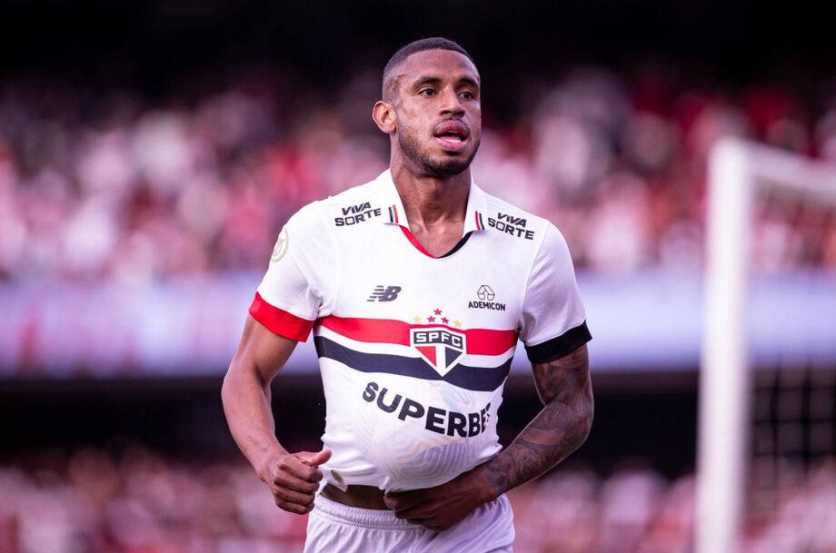 São Paulo vence Atlético-GO com reservas e cumpre Brasileirão 'digno' antes de semana decisiva