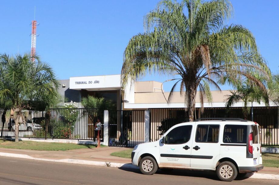 Aberto processo seletivo para estágio nas áreas jurídica e de serviço social em Coxim