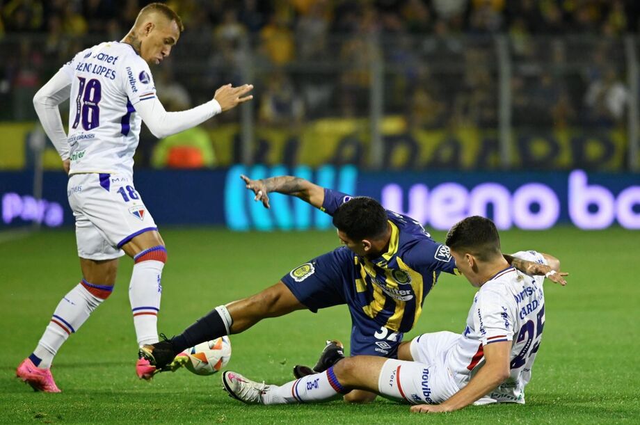 Fortaleza empata com Rosario Central no jogo de ida das oitavas de final da Copa Sul-Americana