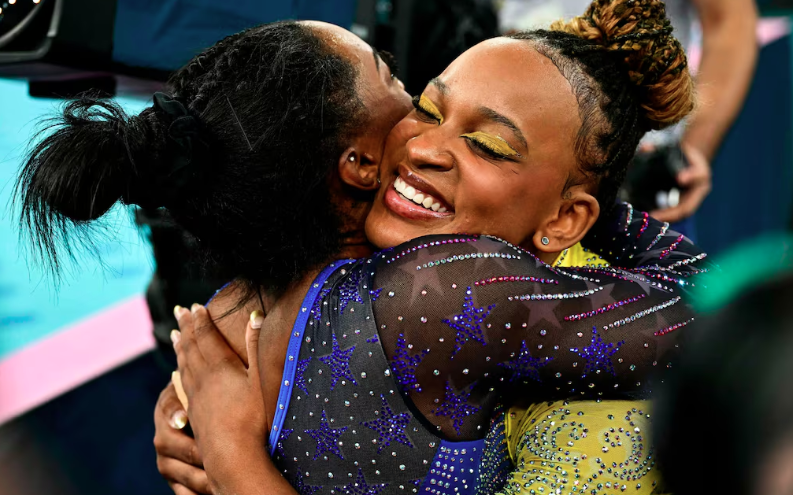 Simone Biles não economizou elogios a Rebeca Andrade