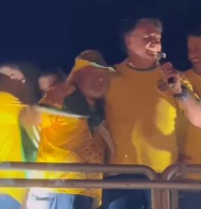 Bolsonaro e seu eleitor