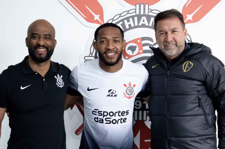 Corinthians anuncia a contratação de volante José Martínez, da seleção venezuelana