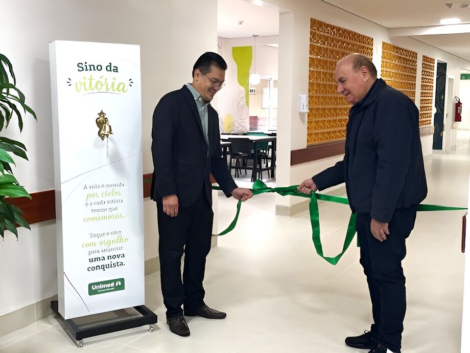 O presidente do Conselho de Administração da Unimed Campo Grande, Dr. Eduardo Kawano e o presidente do Hospital São Julião, Carlos Melke inauguram o espaço