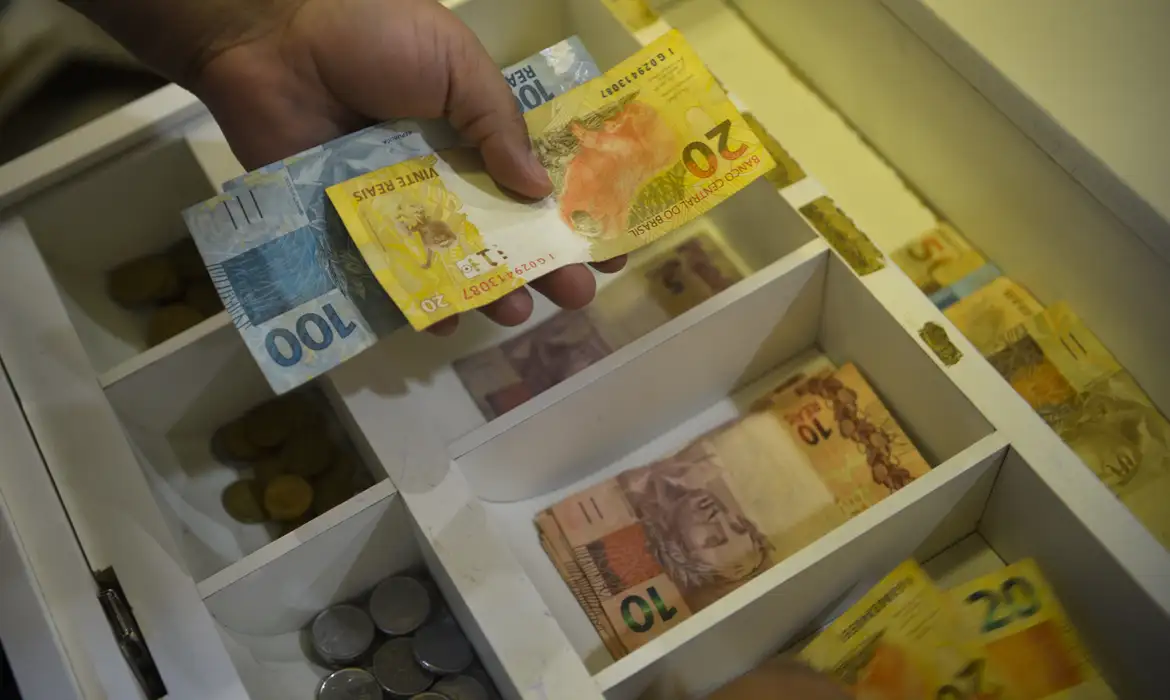 Independentemente de premiação, há benefícios diretos para estudantes e professores