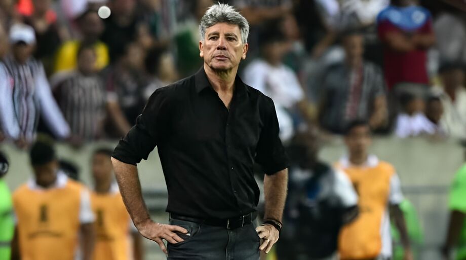 Renato Gaúcho discutiu na entrevista coletiva após eliminação para o Fluminense na Libertadores