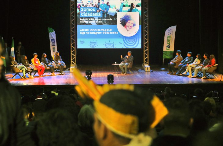 O governador Eduardo Riedel participou na manhã desta terça-feira (13) do encerramento do curso