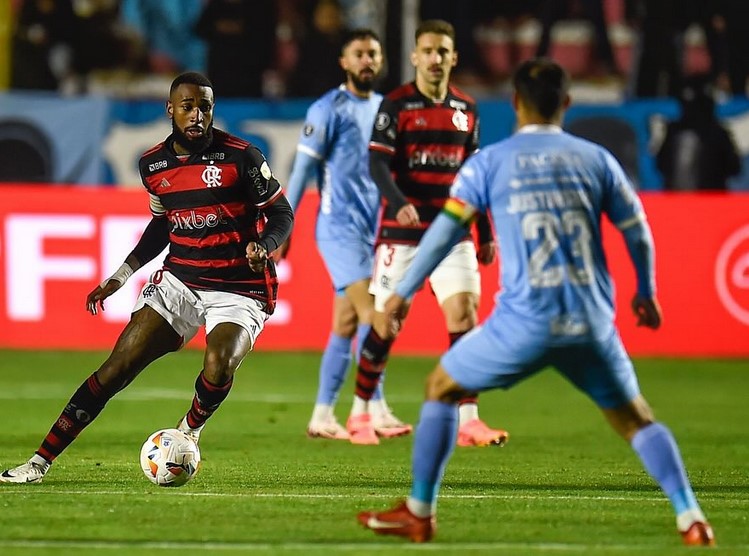 A derrota aumentou o retrospecto negativo do Flamengo contra o Bolívar, que chega a quatro derrotas na altitude de 3.640 metros