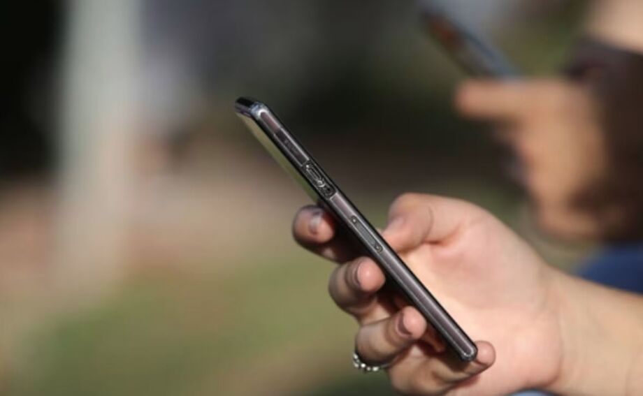 De acordo com o processo, o réu enviou, por aplicativo de mensagens, um conto erótico de sua autoria à vítima, sem informar a natureza do trabalho e sem solicitação