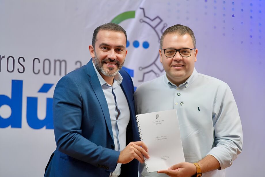 Prefeito Alan Guedes apresenta Plano de Governo ao Chefe de Gabinete da Fiems, Robson Del Casale