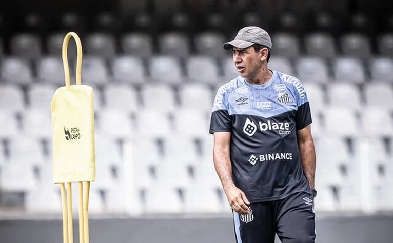 Carille e Pituca elogiam disposição do Santos: 'Nos outros jogos faltou um pouquinho'