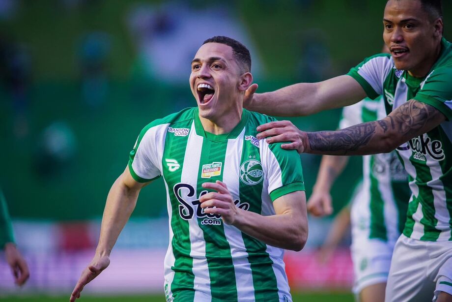 Fluminense sofre virada relâmpago do Juventude e segue ameaçado pelo rebaixamento