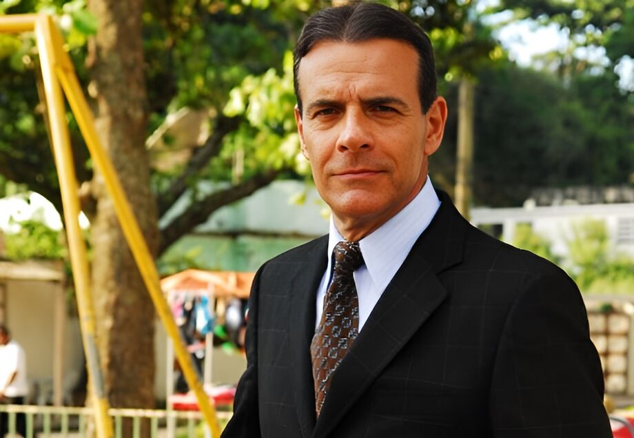 A mansão de Mario Gomes foi a leilão com o intuito de pagar dívidas trabalhistas de costureiras da antiga confecção que o artista possuía no Paraná